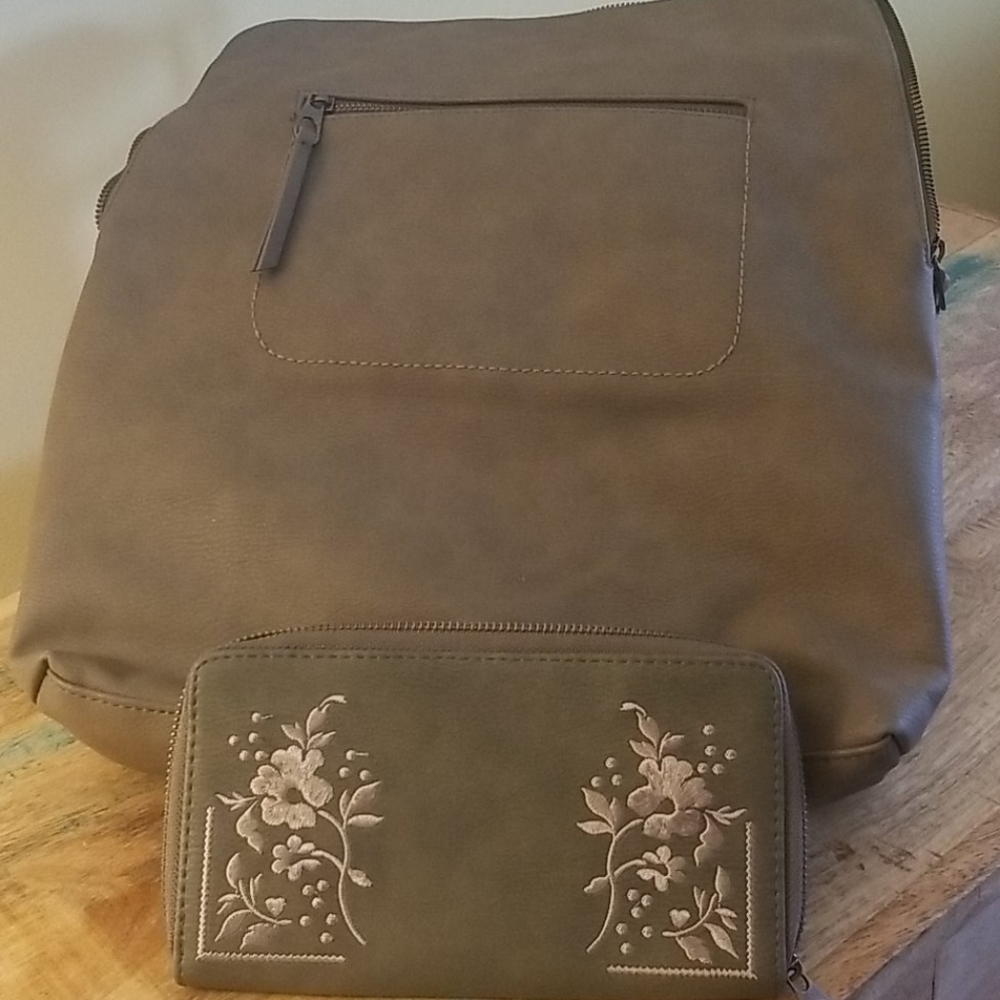 Universal Thread Backpack And Natching Wallet - image 1